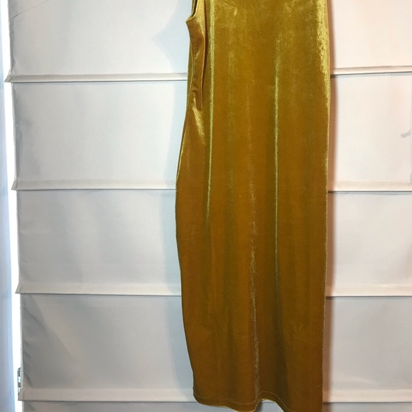 Mustard yellow velvet dress - Picture 4 of 4